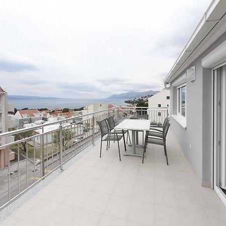 Apartments Villa Klara Baška Voda Buitenkant foto